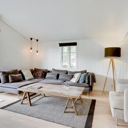 Gunlef - 50m From The Sea By Interhome *