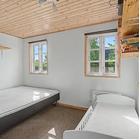 Gunlef - 50m From The Sea By Interhome *