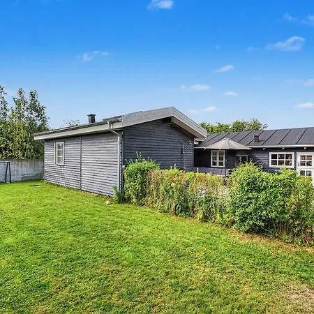 Gunlef - 50m From The Sea By Interhome Feriehus